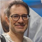 Doctor en Ciencias Físicas con amplia experiencia en preparación EBAU y clases de Universidad: Matemáticas, Física, Química, etc